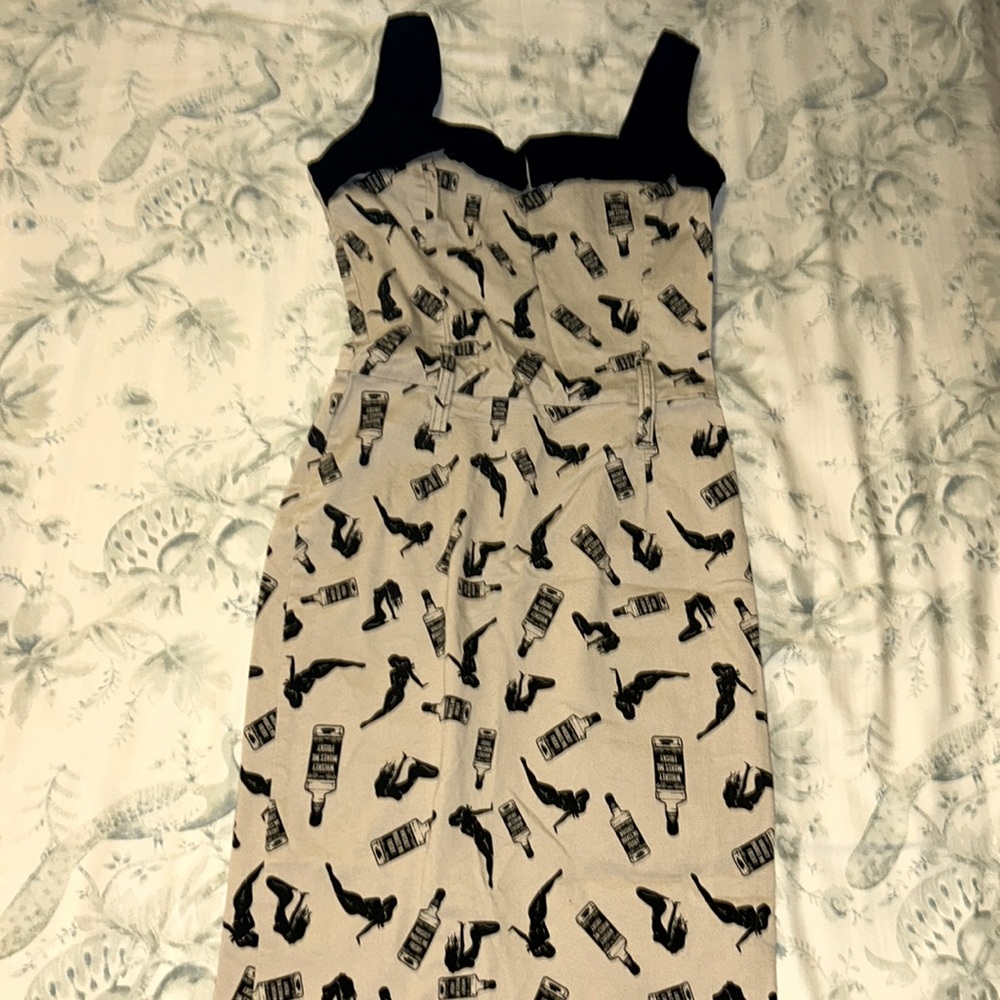 Switchblade Stiletto Whiskey Makes Me Frisky dress, size small??